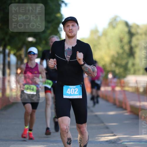 07.09.2025 - 19. Norderstedt Triathlon Michael Strokosch http://msf.ph/oto/8819975 07.09.2025 16:49:26 Laufen 425, 950, 1556 meine-sportfotos.de