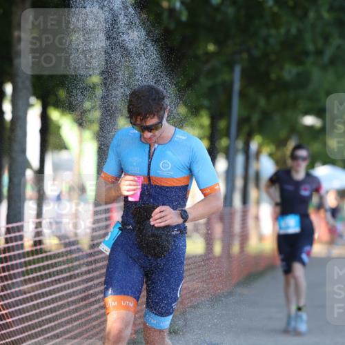07.09.2025 - 19. Norderstedt Triathlon Michael Strokosch http://msf.ph/oto/8820007 07.09.2025 16:49:34 Laufen 425, 878, 950 meine-sportfotos.de