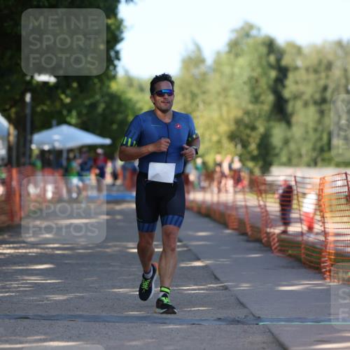 07.09.2025 - 19. Norderstedt Triathlon Michael Strokosch http://msf.ph/oto/8820012 07.09.2025 15:48:37 Laufen 382, 1404 meine-sportfotos.de
