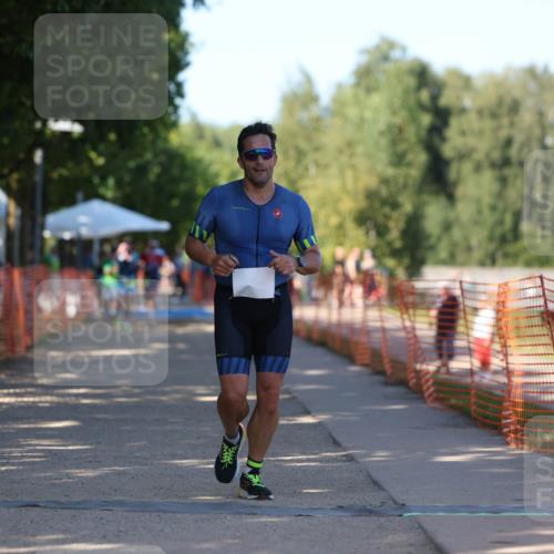 07.09.2025 - 19. Norderstedt Triathlon Michael Strokosch http://msf.ph/oto/8820015 07.09.2025 15:48:37 Laufen 382, 1404 meine-sportfotos.de