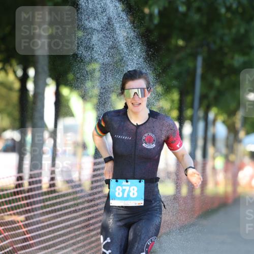 07.09.2025 - 19. Norderstedt Triathlon Michael Strokosch http://msf.ph/oto/8820022 07.09.2025 16:49:37 Laufen 425, 878, 933, 1058, 1096 meine-sportfotos.de
