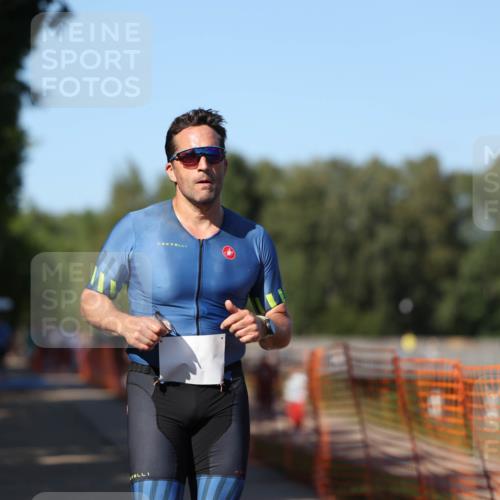 07.09.2025 - 19. Norderstedt Triathlon Michael Strokosch http://msf.ph/oto/8820044 07.09.2025 15:48:40 Laufen 382 meine-sportfotos.de