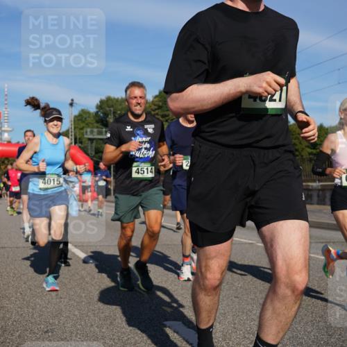 07.09.2025 - BARMER Alsterlauf Yannick Fuchs http://msf.ph/oto/8820107 07.09.2025 09:44:46 Laufen 4015, 4514, 6288 meine-sportfotos.de