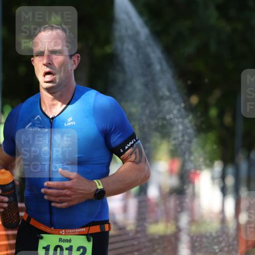 07.09.2025 - 19. Norderstedt Triathlon Michael Strokosch http://msf.ph/oto/8820108 07.09.2025 15:49:06 Laufen  meine-sportfotos.de