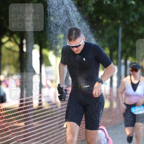 07.09.2025 - 19. Norderstedt Triathlon Michael Strokosch http://msf.ph/oto/8820138 07.09.2025 16:50:33 Laufen 372, 1061 meine-sportfotos.de