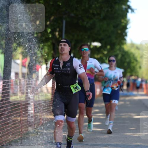07.09.2025 - 19. Norderstedt Triathlon Michael Strokosch http://msf.ph/oto/8820159 07.09.2025 15:49:26 Laufen 407, 438, 475, 968 meine-sportfotos.de