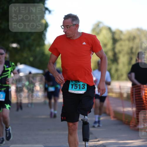 07.09.2025 - 19. Norderstedt Triathlon Michael Strokosch http://msf.ph/oto/8820202 07.09.2025 16:51:00 Laufen 864, 915, 936, 941, 1095, 1407, 1513 meine-sportfotos.de