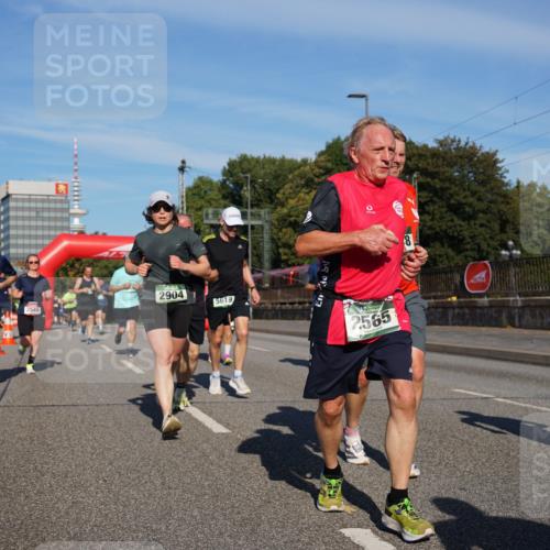 07.09.2025 - BARMER Alsterlauf Yannick Fuchs http://msf.ph/oto/8820220 07.09.2025 09:44:50 Laufen 8085, 2904, 2549, 5619, 8, 2565, 302 meine-sportfotos.de