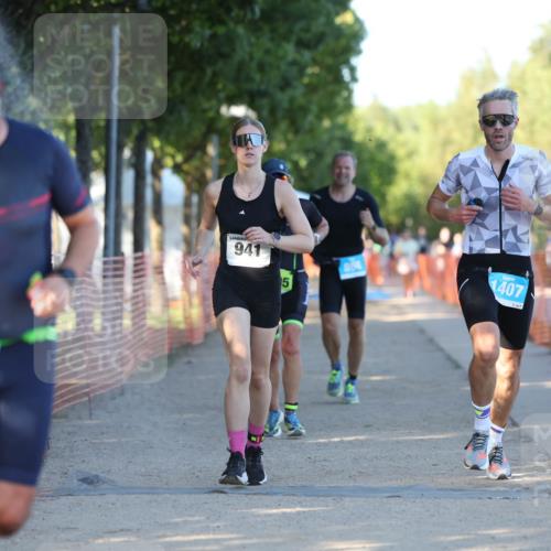 07.09.2025 - 19. Norderstedt Triathlon Michael Strokosch http://msf.ph/oto/8820232 07.09.2025 16:51:06 Laufen 864, 868, 936, 941, 1095, 1407 meine-sportfotos.de