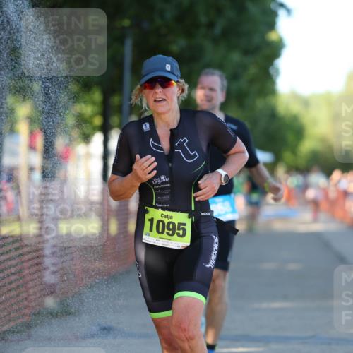 07.09.2025 - 19. Norderstedt Triathlon Michael Strokosch http://msf.ph/oto/8820247 07.09.2025 16:51:09 Laufen 864, 868, 941, 1095, 1407 meine-sportfotos.de