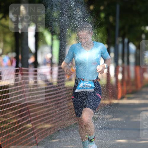 07.09.2025 - 19. Norderstedt Triathlon Michael Strokosch http://msf.ph/oto/8820257 07.09.2025 15:49:43 Laufen 430, 1486 meine-sportfotos.de