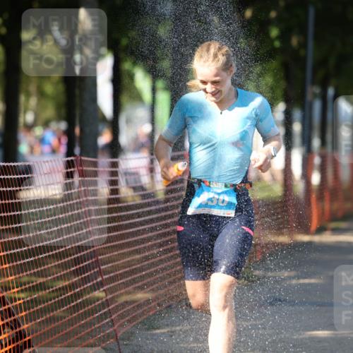 07.09.2025 - 19. Norderstedt Triathlon Michael Strokosch http://msf.ph/oto/8820261 07.09.2025 15:49:43 Laufen 430, 1486 meine-sportfotos.de