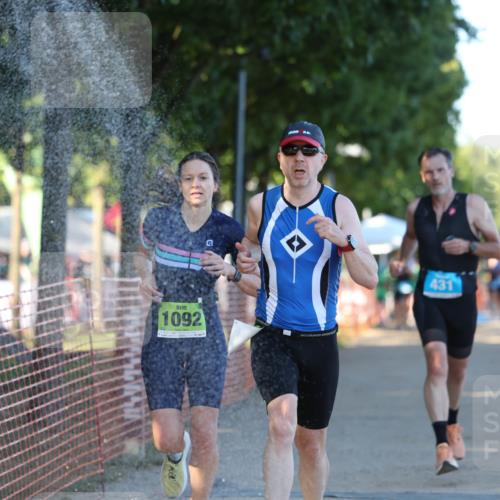 07.09.2025 - 19. Norderstedt Triathlon Michael Strokosch http://msf.ph/oto/8820262 07.09.2025 16:51:36 Laufen 1092, 1567 meine-sportfotos.de