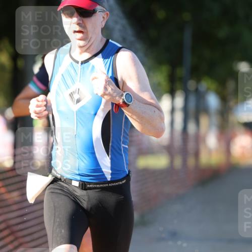07.09.2025 - 19. Norderstedt Triathlon Michael Strokosch http://msf.ph/oto/8820274 07.09.2025 16:51:37 Laufen 1092, 1567 meine-sportfotos.de
