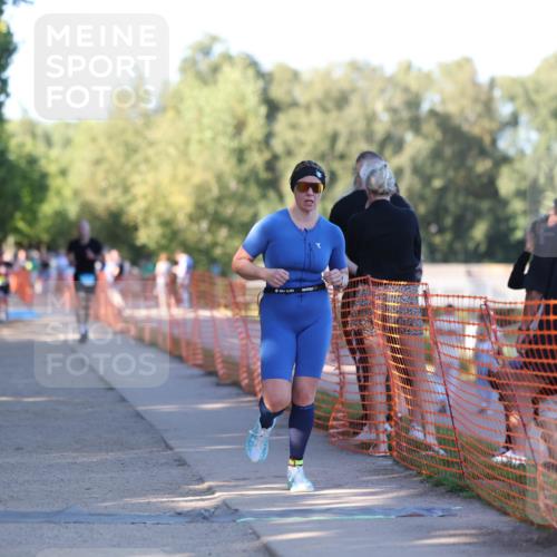 07.09.2025 - 19. Norderstedt Triathlon Michael Strokosch http://msf.ph/oto/8820279 07.09.2025 16:51:48 Laufen 1446, 1454 meine-sportfotos.de