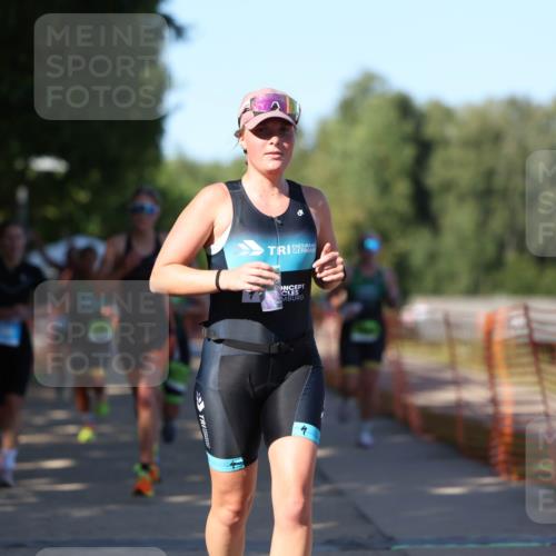 07.09.2025 - 19. Norderstedt Triathlon Michael Strokosch http://msf.ph/oto/8820298 07.09.2025 15:49:50 Laufen 399, 473, 1434, 1486, 1500, 1504 meine-sportfotos.de