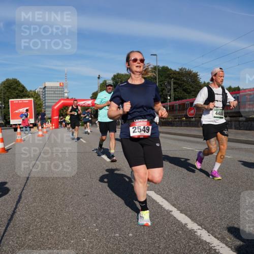 07.09.2025 - BARMER Alsterlauf Yannick Fuchs http://msf.ph/oto/8820317 07.09.2025 09:44:53 Laufen 2549, 4488 meine-sportfotos.de