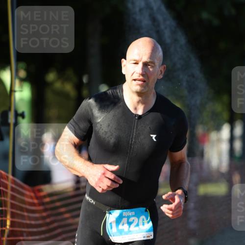 07.09.2025 - 19. Norderstedt Triathlon Michael Strokosch http://msf.ph/oto/8820342 07.09.2025 16:52:00 Laufen 432, 1420 meine-sportfotos.de