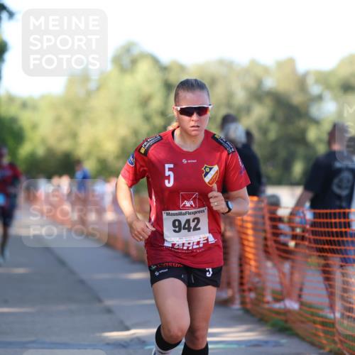 07.09.2025 - 19. Norderstedt Triathlon Michael Strokosch http://msf.ph/oto/8820394 07.09.2025 16:52:26 Laufen 418, 935, 942, 957, 1046, 1094 meine-sportfotos.de