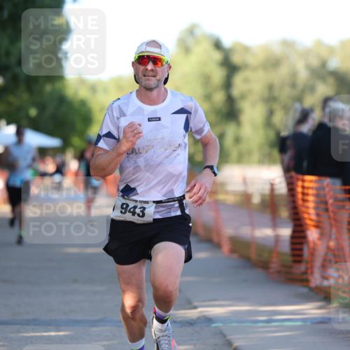 07.09.2025 - 19. Norderstedt Triathlon Michael Strokosch http://msf.ph/oto/8820497 07.09.2025 16:53:01 Laufen 378, 1419 meine-sportfotos.de