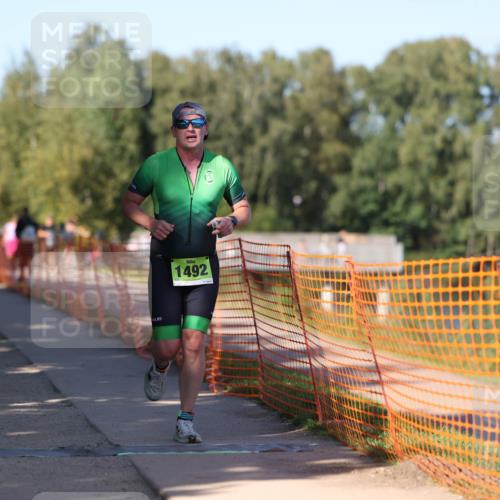 07.09.2025 - 19. Norderstedt Triathlon Michael Strokosch http://msf.ph/oto/8820524 07.09.2025 15:50:38 Laufen 479, 896, 1492 meine-sportfotos.de
