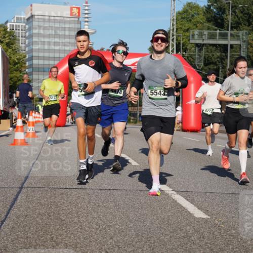 07.09.2025 - BARMER Alsterlauf Yannick Fuchs http://msf.ph/oto/8820559 07.09.2025 09:45:10 Laufen 5177, 4478, 5543, 8273 meine-sportfotos.de