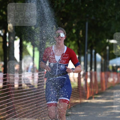 07.09.2025 - 19. Norderstedt Triathlon Michael Strokosch http://msf.ph/oto/8820572 07.09.2025 15:51:06 Laufen 1498 meine-sportfotos.de