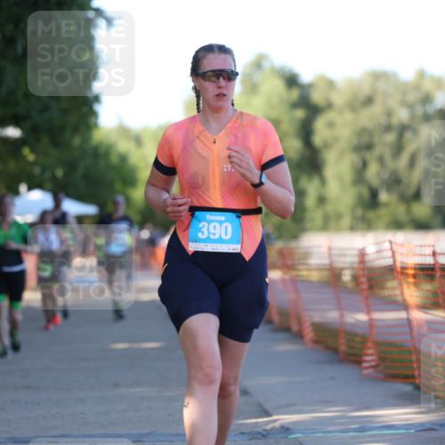 07.09.2025 - 19. Norderstedt Triathlon Michael Strokosch http://msf.ph/oto/8820615 07.09.2025 16:53:58 Laufen 390, 405, 466, 1104, 1473 meine-sportfotos.de