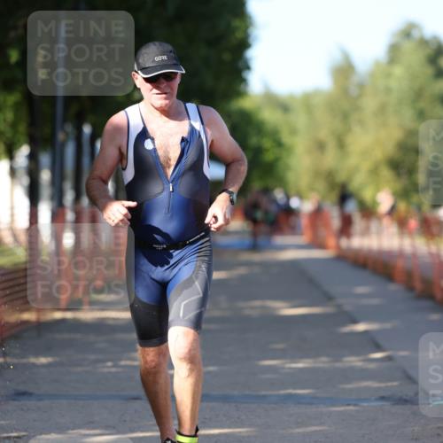 07.09.2025 - 19. Norderstedt Triathlon Michael Strokosch http://msf.ph/oto/8820630 07.09.2025 15:51:21 Laufen 917 meine-sportfotos.de