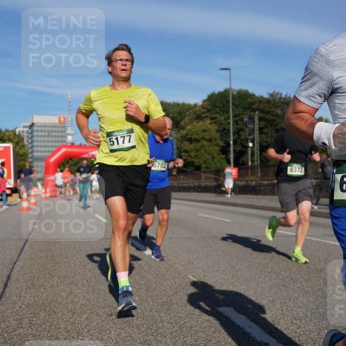 07.09.2025 - BARMER Alsterlauf Yannick Fuchs http://msf.ph/oto/8820677 07.09.2025 09:45:15 Laufen 5177, 5702, 8372, 36, 19, 6169 meine-sportfotos.de