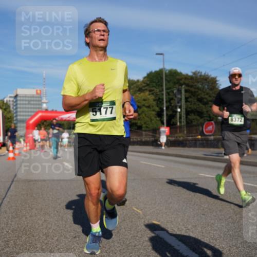 07.09.2025 - BARMER Alsterlauf Yannick Fuchs http://msf.ph/oto/8820686 07.09.2025 09:45:15 Laufen 5177, 8372 meine-sportfotos.de