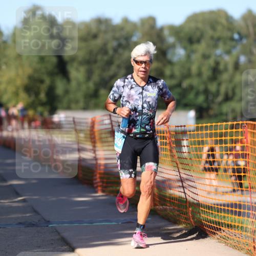 07.09.2025 - 19. Norderstedt Triathlon Michael Strokosch http://msf.ph/oto/8820692 07.09.2025 15:51:42 Laufen 455, 1439 meine-sportfotos.de