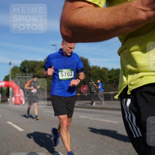 07.09.2025 - BARMER Alsterlauf Yannick Fuchs http://msf.ph/oto/8820696 07.09.2025 09:45:16 Laufen 5702, 5 meine-sportfotos.de