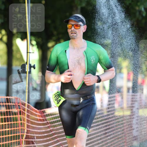 07.09.2025 - 19. Norderstedt Triathlon Michael Strokosch http://msf.ph/oto/8820707 07.09.2025 16:54:36 Laufen 1405, 1557 meine-sportfotos.de