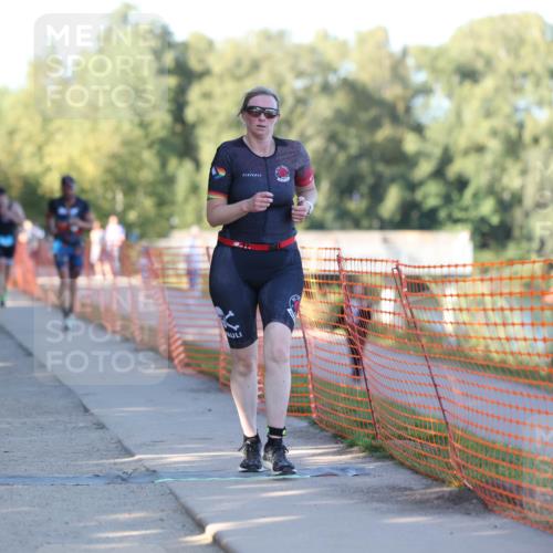 07.09.2025 - 19. Norderstedt Triathlon Michael Strokosch http://msf.ph/oto/8820740 07.09.2025 16:54:42 Laufen 870, 1405, 1557 meine-sportfotos.de