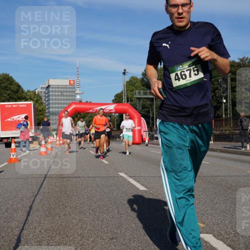 07.09.2025 - BARMER Alsterlauf Yannick Fuchs http://msf.ph/oto/8820747 07.09.2025 09:45:19 Laufen 135, 4675 meine-sportfotos.de