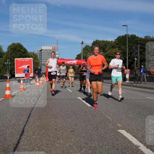 07.09.2025 - BARMER Alsterlauf Yannick Fuchs http://msf.ph/oto/8820806 07.09.2025 09:45:22 Laufen 8254, 2894, 2562, 501 meine-sportfotos.de