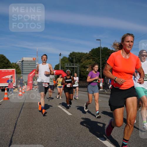 07.09.2025 - BARMER Alsterlauf Yannick Fuchs http://msf.ph/oto/8820823 07.09.2025 09:45:23 Laufen 2562, 894, 250, 54 meine-sportfotos.de