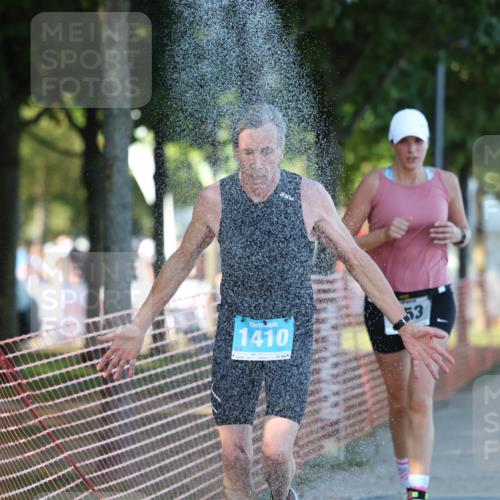 07.09.2025 - 19. Norderstedt Triathlon Michael Strokosch http://msf.ph/oto/8820851 07.09.2025 16:58:19 Laufen 955, 1410 meine-sportfotos.de