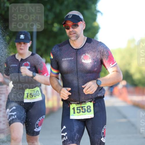 07.09.2025 - 19. Norderstedt Triathlon Michael Strokosch http://msf.ph/oto/8820889 07.09.2025 16:58:38 Laufen 947, 1558, 1560 meine-sportfotos.de
