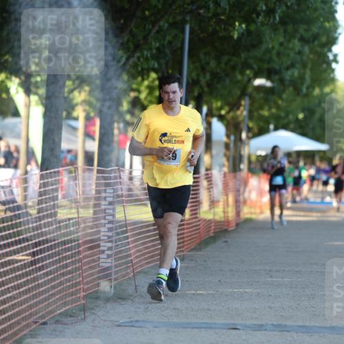 07.09.2025 - 19. Norderstedt Triathlon Michael Strokosch http://msf.ph/oto/8820908 07.09.2025 16:58:51 Laufen  meine-sportfotos.de