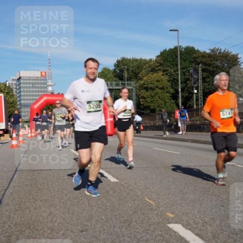 07.09.2025 - BARMER Alsterlauf Yannick Fuchs http://msf.ph/oto/8820910 07.09.2025 09:45:28 Laufen 5205, 4604, 5741 meine-sportfotos.de