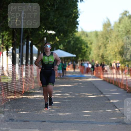 07.09.2025 - 19. Norderstedt Triathlon Michael Strokosch http://msf.ph/oto/8820921 07.09.2025 15:52:37 Laufen 453 meine-sportfotos.de