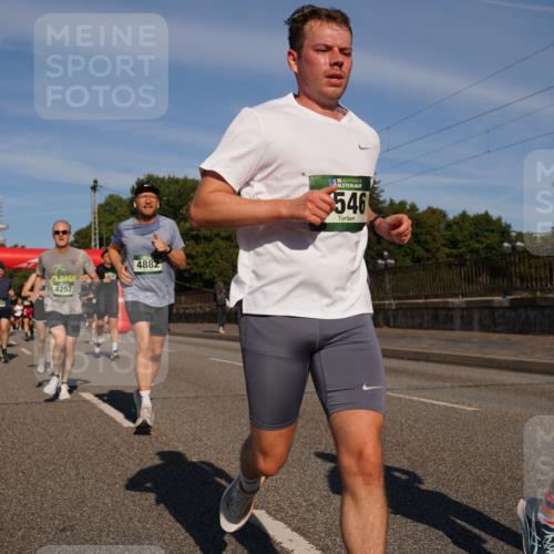 07.09.2025 - BARMER Alsterlauf Yannick Fuchs http://msf.ph/oto/8820939 07.09.2025 09:45:30 Laufen 4257, 4882, 36, 546 meine-sportfotos.de