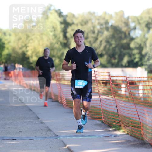 07.09.2025 - 19. Norderstedt Triathlon Michael Strokosch http://msf.ph/oto/8820957 07.09.2025 16:59:03 Laufen 401, 866, 926, 945, 1413 meine-sportfotos.de