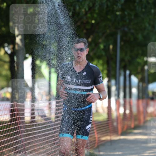 07.09.2025 - 19. Norderstedt Triathlon Michael Strokosch http://msf.ph/oto/8821017 07.09.2025 15:53:38 Laufen 1484 meine-sportfotos.de