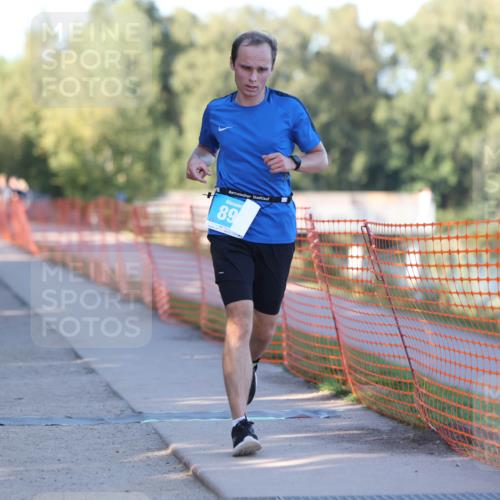 07.09.2025 - 19. Norderstedt Triathlon Michael Strokosch http://msf.ph/oto/8821033 07.09.2025 16:59:27 Laufen 890, 923, 1045, 1568 meine-sportfotos.de
