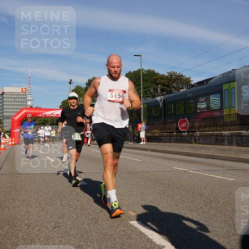 07.09.2025 - BARMER Alsterlauf Yannick Fuchs http://msf.ph/oto/8821098 07.09.2025 09:45:36 Laufen 5156 meine-sportfotos.de