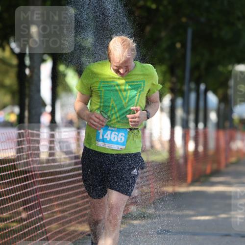 07.09.2025 - 19. Norderstedt Triathlon Michael Strokosch http://msf.ph/oto/8821129 07.09.2025 15:54:34 Laufen 1414, 1466 meine-sportfotos.de