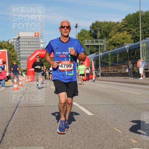 07.09.2025 - BARMER Alsterlauf Yannick Fuchs http://msf.ph/oto/8821162 07.09.2025 09:45:39 Laufen 10, 4799 meine-sportfotos.de